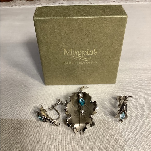 Vintage 1960s Boyd Bond Sterling Silver Brooch and Earring Set - Picture 2 of 4